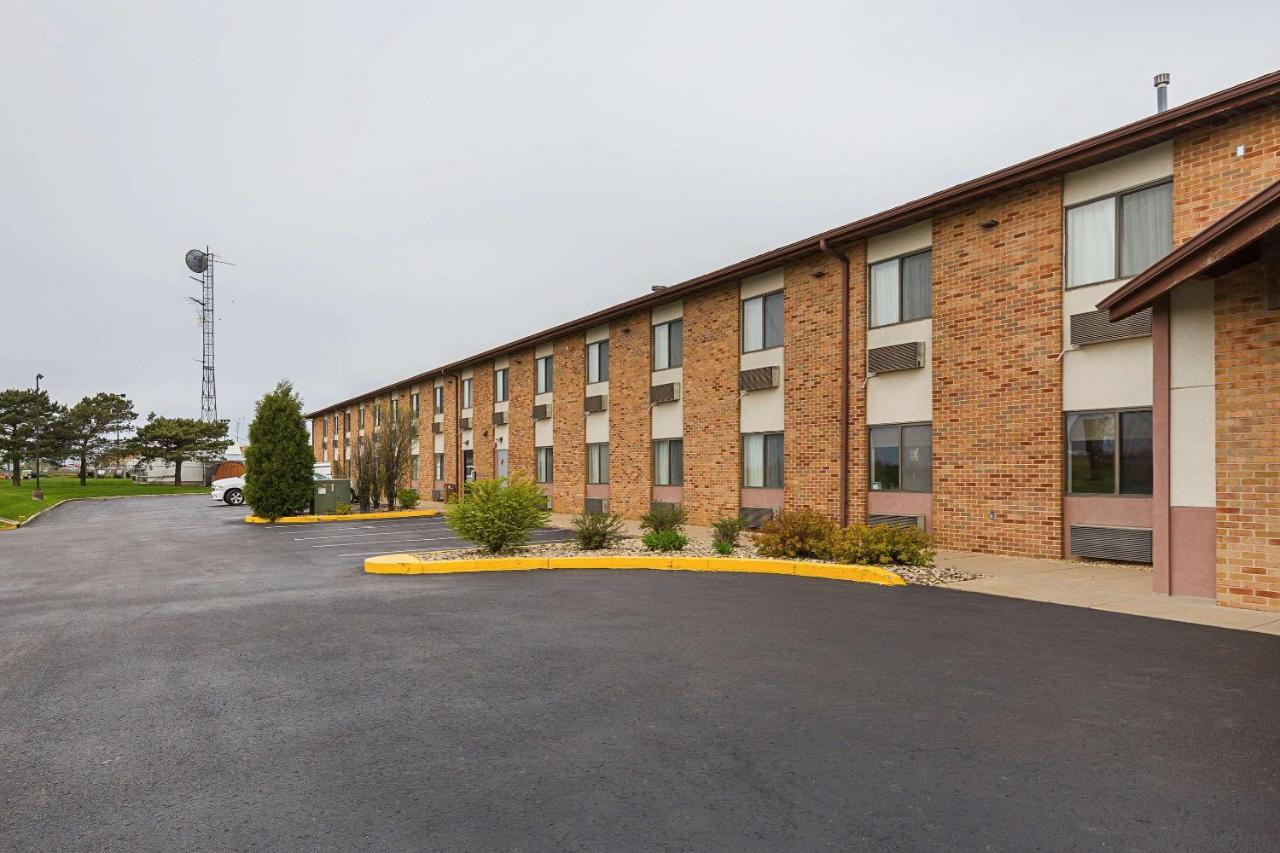 Quality Inn Waverly Exterior photo