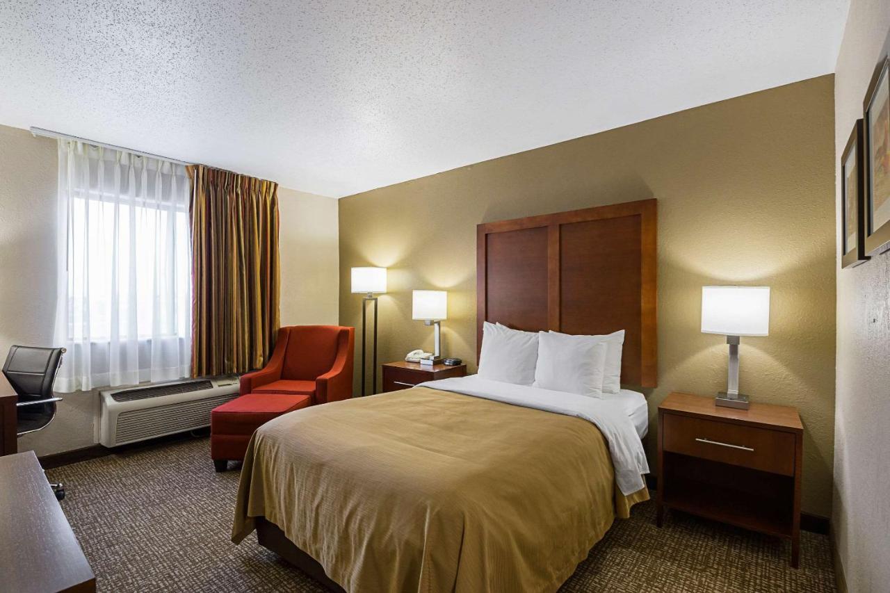 Quality Inn Waverly Exterior photo